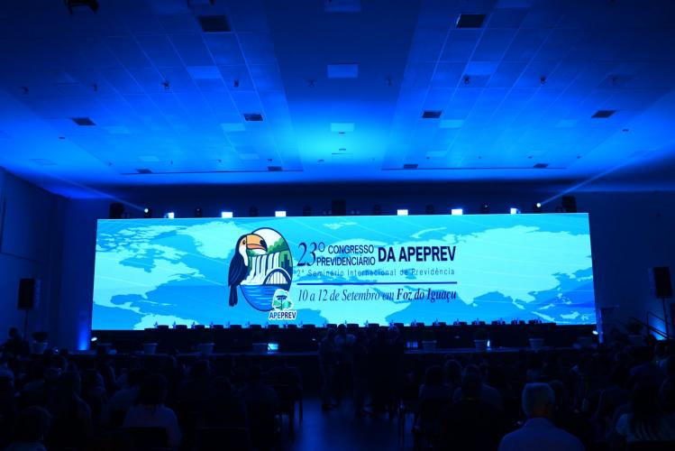 PARANAPREVIDÊNCIA compartilha boas práticas de gestão em seminário internacional