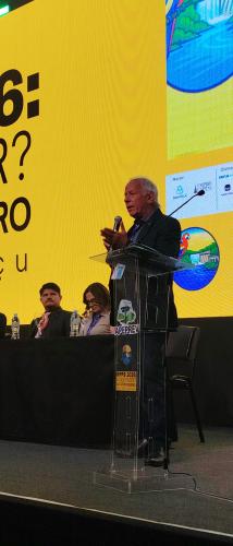 PARANAPREVIDÊNCIA destaca solidez e apoio aos municípios em evento da APEPREV em Foz do Iguaçu